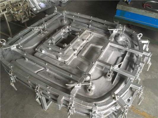 Le muffe del bene durevole 1650MM A356 stampaggio rotazionale trasportano la plastica su autocarro superiore del tetto costruita rotazionale