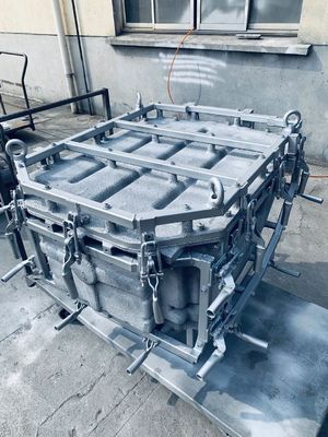 La pressofusione stampaggio rotazionale modella la muffa di CNC che fa lo spessore su misura 8mm-12mm di stampaggio rotazionale