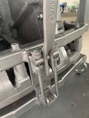 Lucidi le muffe di superficie di stampaggio rotazionale con il G preme il lavoro completo della struttura d'acciaio