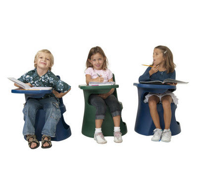 Gli strumenti di modellatura rotazionali di colore multiplo per i bambini studiano l'alta precisione dello scrittorio