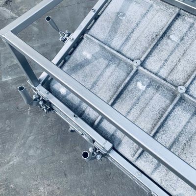 Le muffe rotazionali di alluminio del  la pressofusione per la parte superiore di plastica del tetto di stampaggio rotazionale