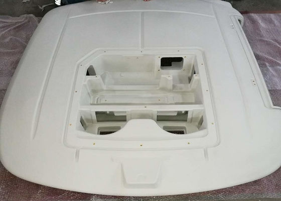 Il trattamento di superficie su ordinazione stampaggio rotazionale modella il CNC di plastica del cappuccio del camion che abbina lo stampaggio ad iniezione automatico