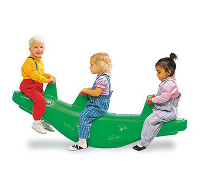 Prodotti di plastica di alluminio del modanatura rotazionale dell'HDPE di alta precisione per colore della sedia della roccia del gioco dei bambini multi